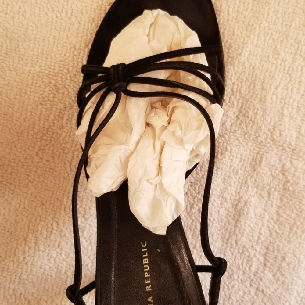 Size 7 Banana Republic heels black
